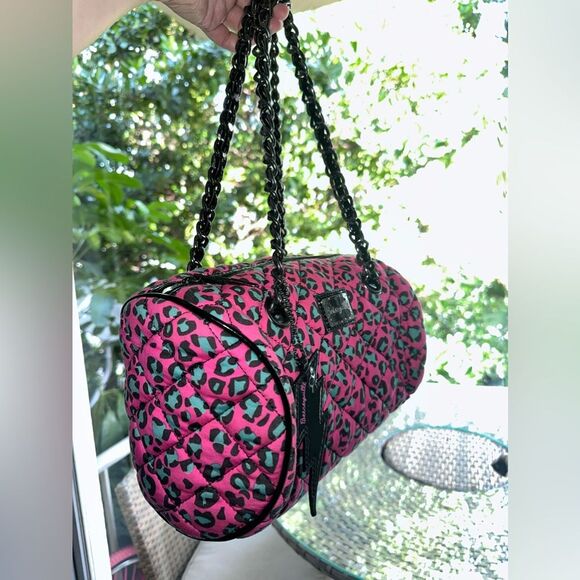 Betseyville Vintage Betsey Johnson Pink Cheetah Quilted Barrel Purse Habdbag - Picture 2 of 12